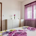 Holiday Home Split Ferienhaus *