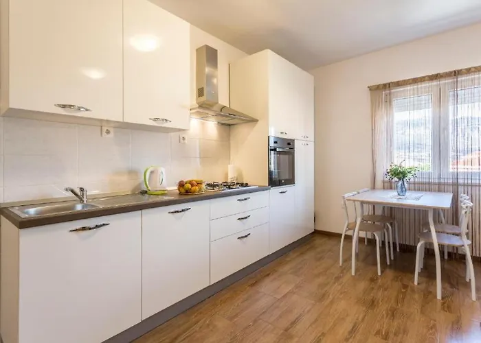 Holiday Home Split
