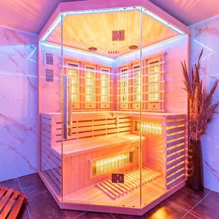 Holiday Home Split سبليت