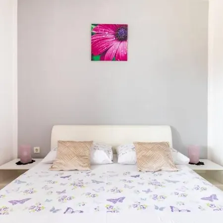 Ivancica Holiday home *