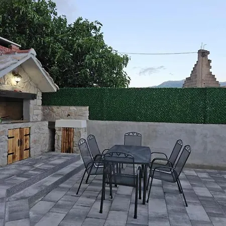 Holiday Home Split Split